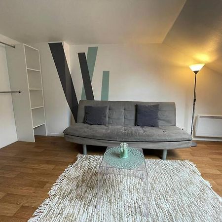 ポントワーズLe Cinq Sens, Studio Proche De La Gareアパートメント エクステリア 写真